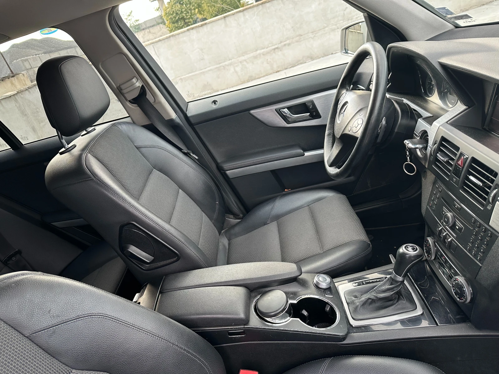 Mercedes-Benz GLK 320CDI, снимка 8 - Автомобили и джипове - 54721411