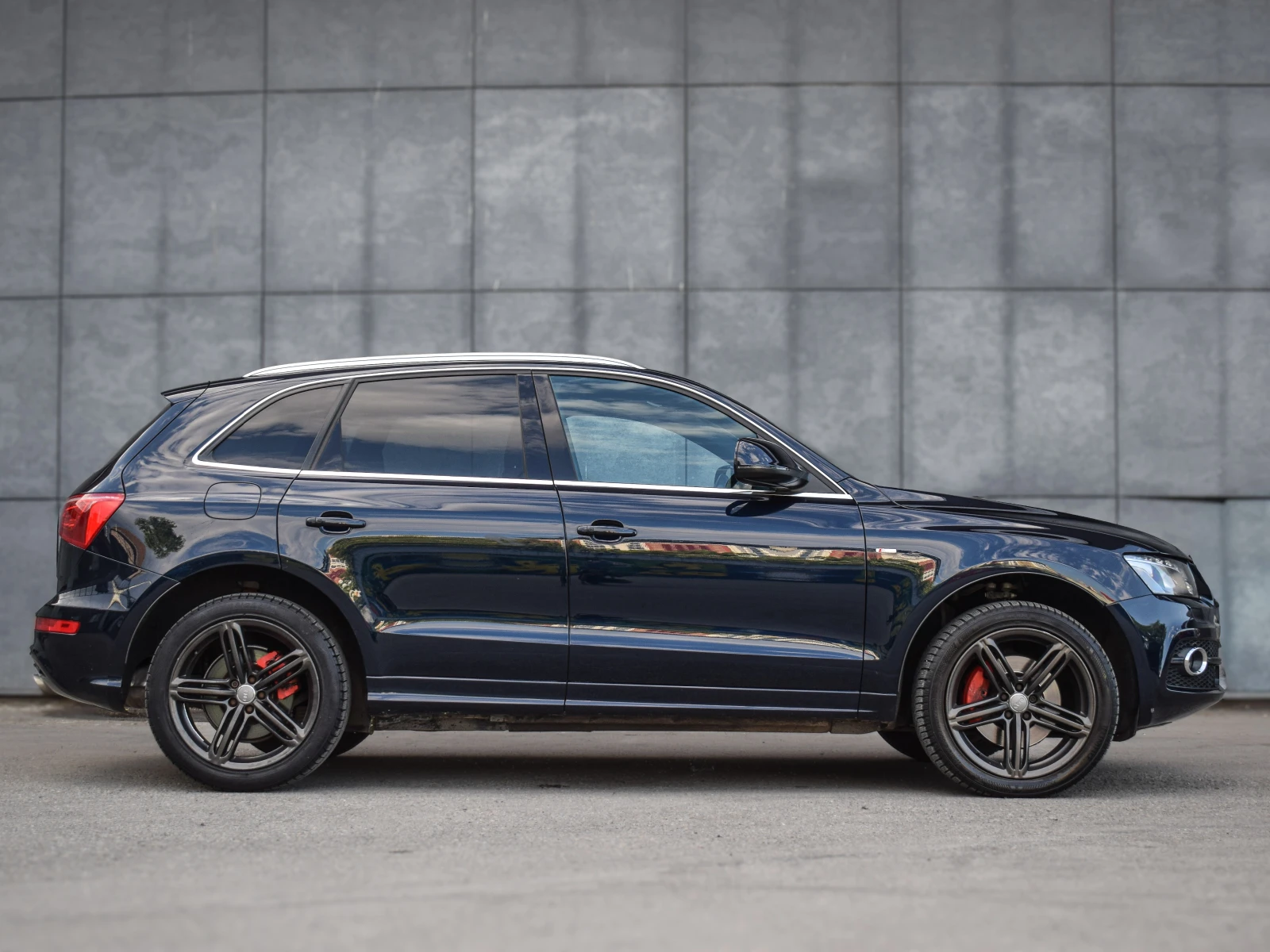 Audi Q5 3.0TDI S-Line/B&O/Keyless, снимка 4 - Автомобили и джипове - 54933334