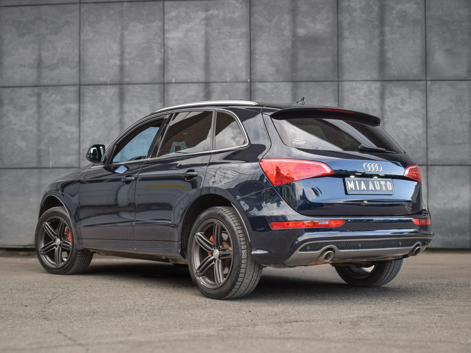 Audi Q5 3.0TDI S-Line/B&O/Keyless, снимка 8 - Автомобили и джипове - 54933334