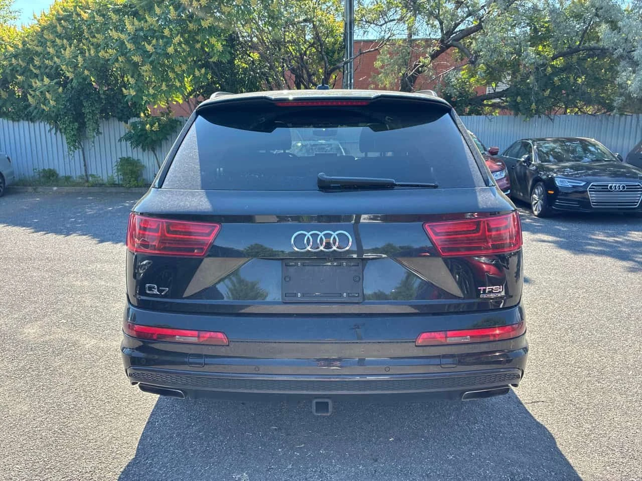 Audi Q7 * Progressiv * CARFAX * БЕЗ ПЪРВОНАЧАЛНА ВНОСКА, снимка 4 - Автомобили и джипове - 55054288