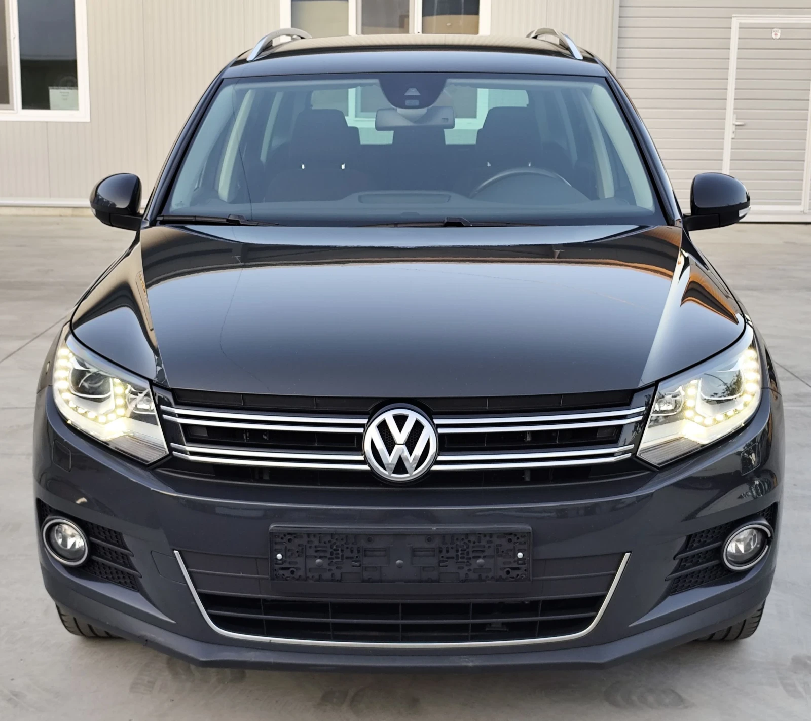 VW Tiguan 2.0TDI-LED-NAVI-BI-XENON-������-F1-�����-EURO-6 | Mobile.bg � ����������� 2