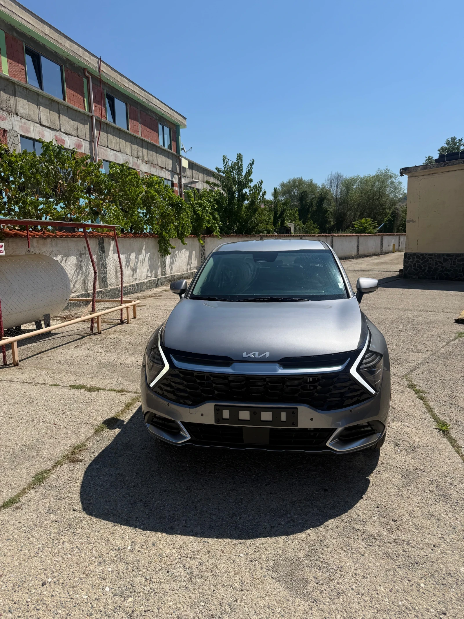 Kia Sportage 2.5 Чисто Нова Кола