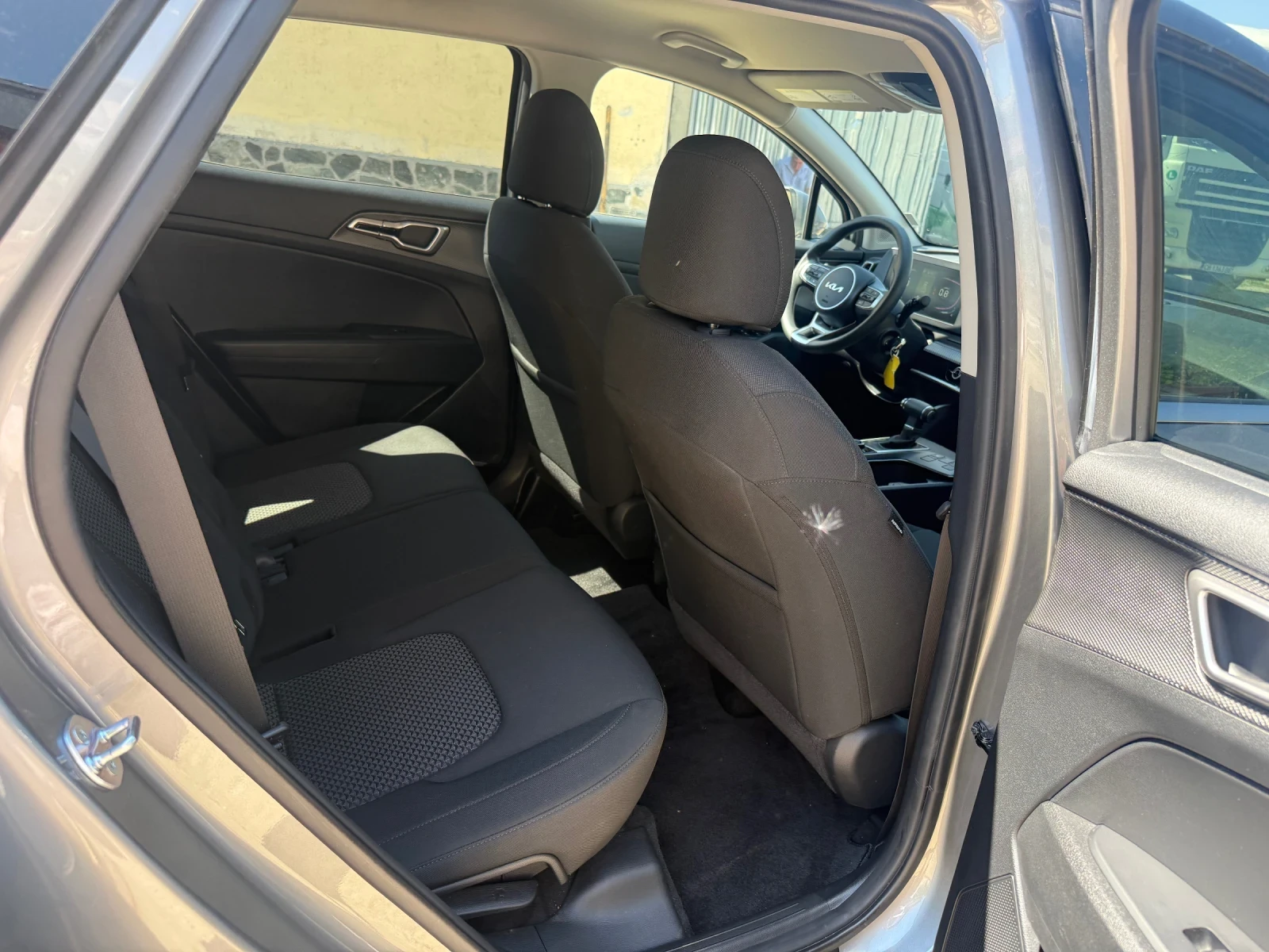Kia Sportage 2.5 Чисто Нова Кола, снимка 10 - Автомобили и джипове - 55831297