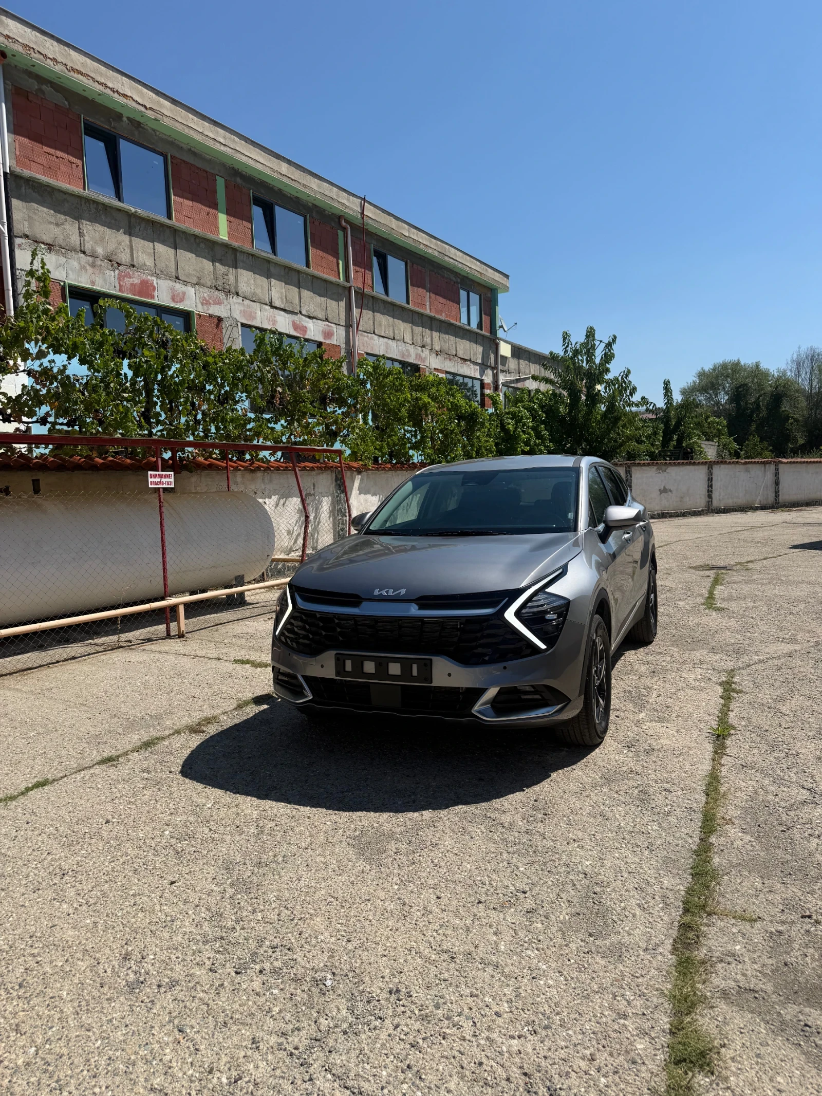 Kia Sportage 2.5 Чисто Нова Кола, снимка 4 - Автомобили и джипове - 55831297