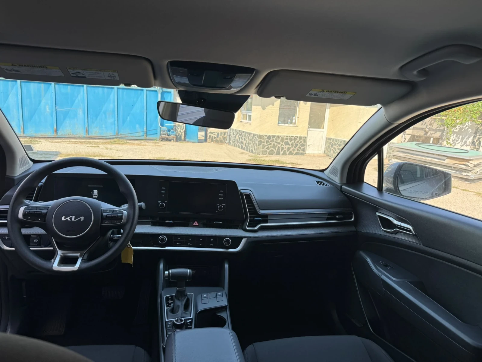 Kia Sportage 2.5  4x4  САМО на 5000 км РЕАЛНИ!!!!, снимка 12 - Автомобили и джипове - 56062534