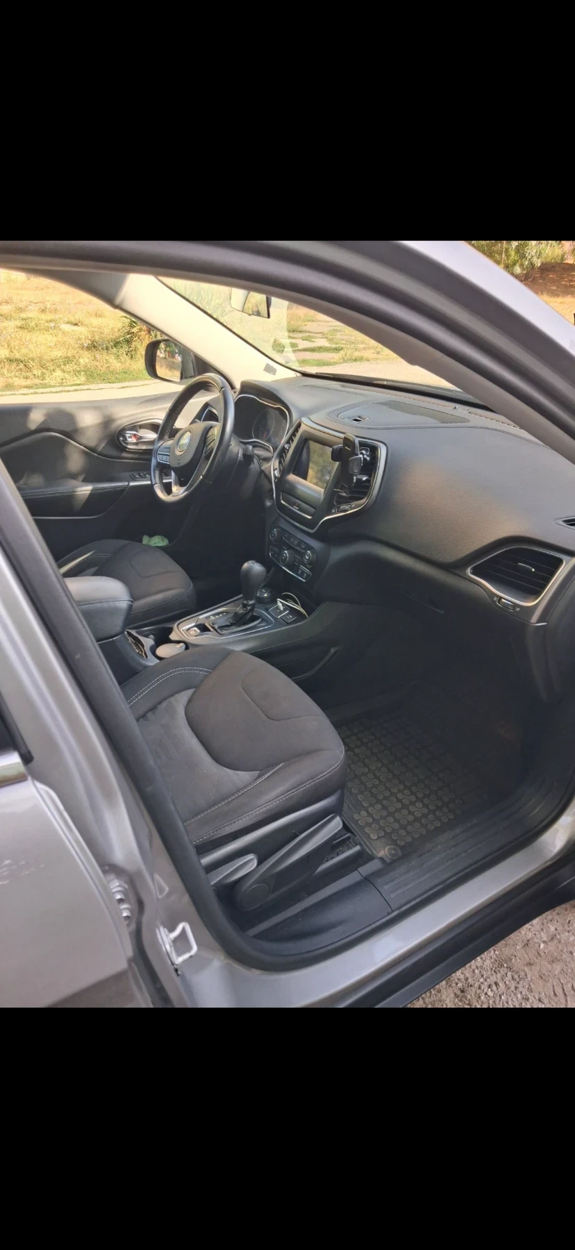Jeep Cherokee, снимка 7 - Автомобили и джипове - 55832010