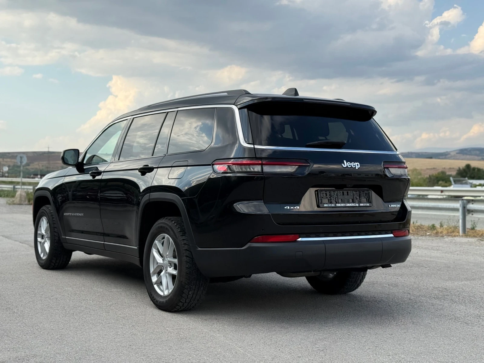 Jeep Grand cherokee 3.6i-93.000km-КАТО ЧИСТО НОВ-6-местен, снимка 4 - Автомобили и джипове - 55883473
