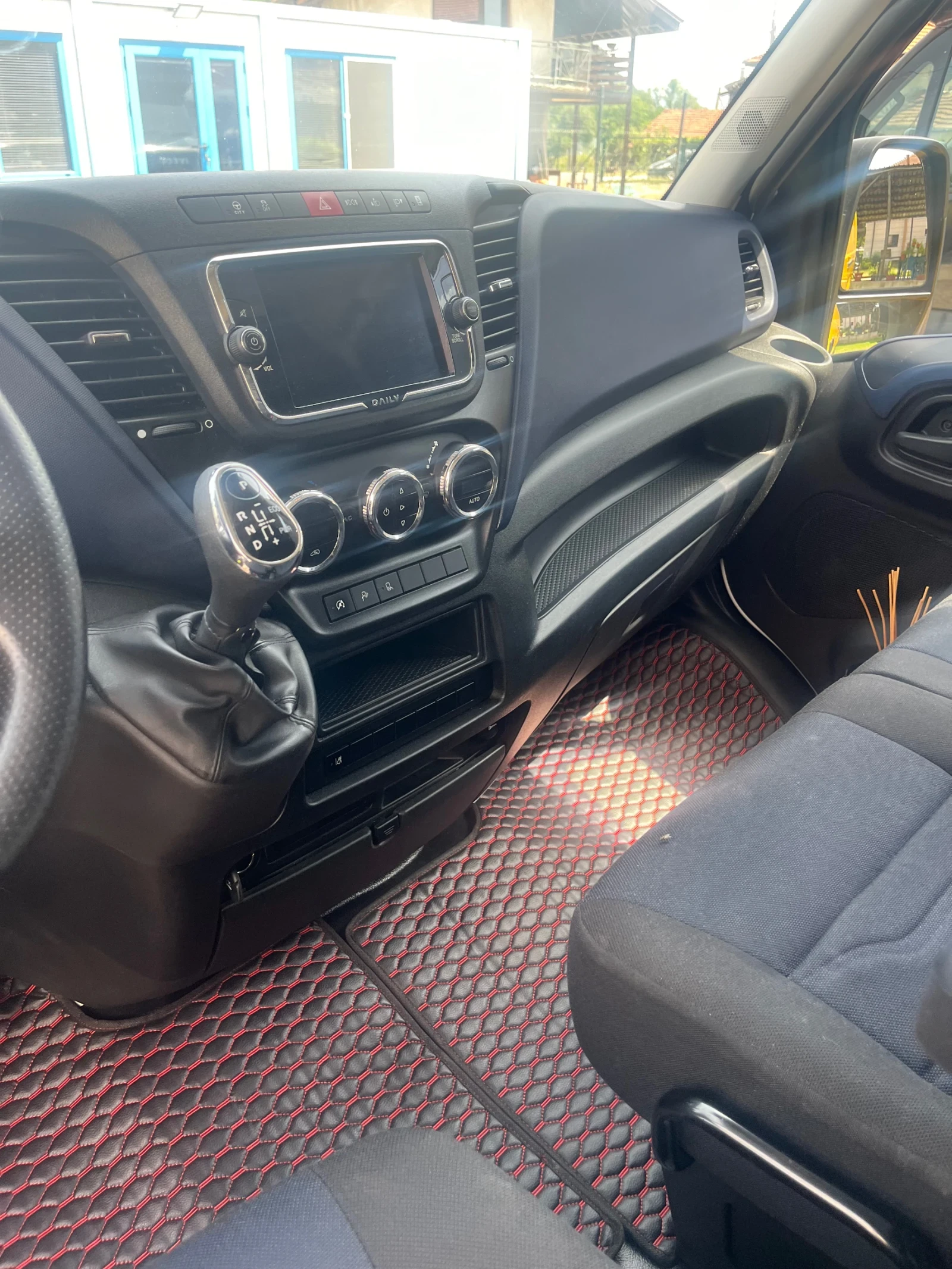 Iveco Daily 2.3 - изображение 4