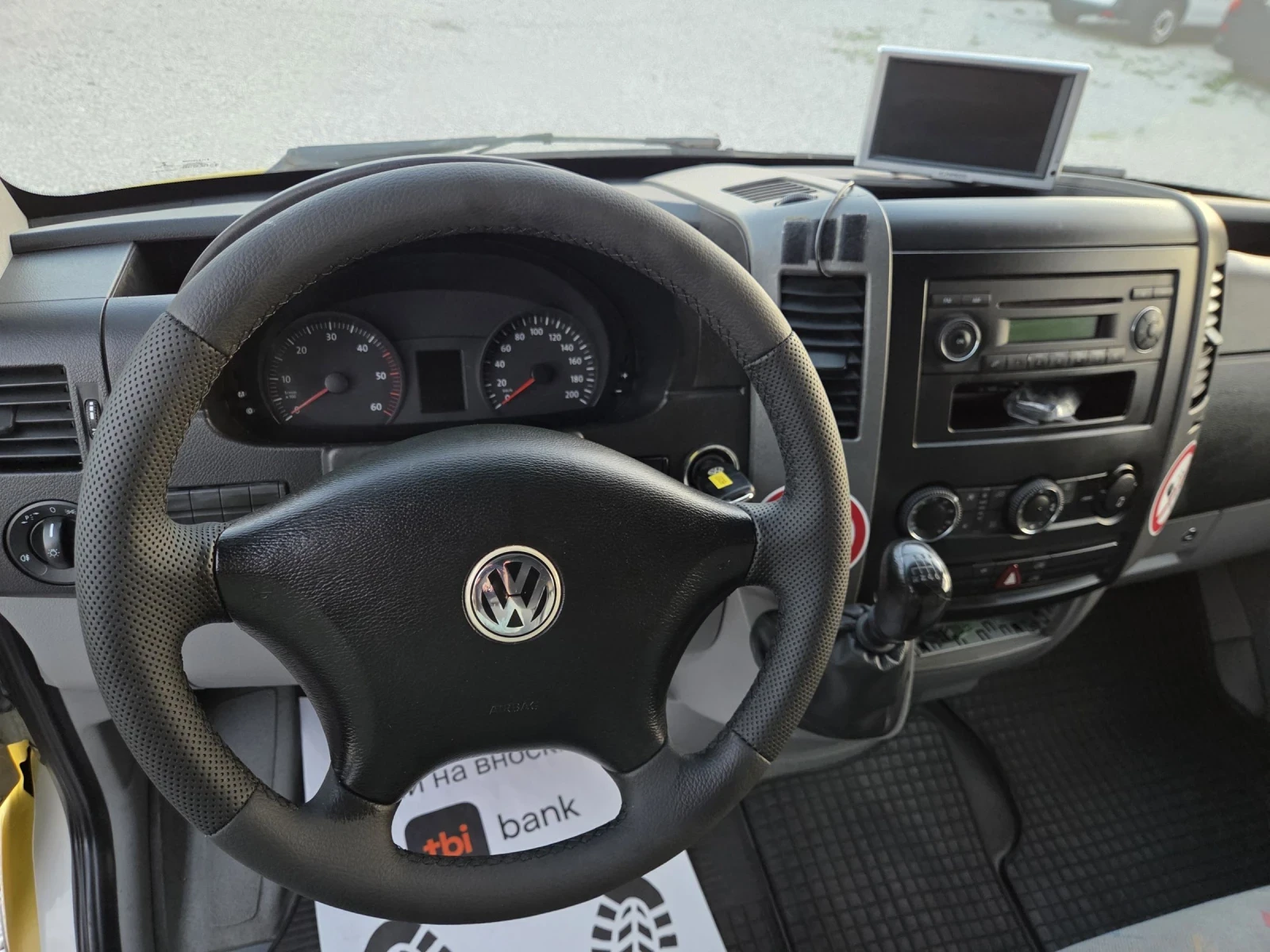 VW Crafter 2.5 TDI, ХЛАДИЛЕН, L2H2, Климатик, снимка 14 - Бусове и автобуси - 54114482