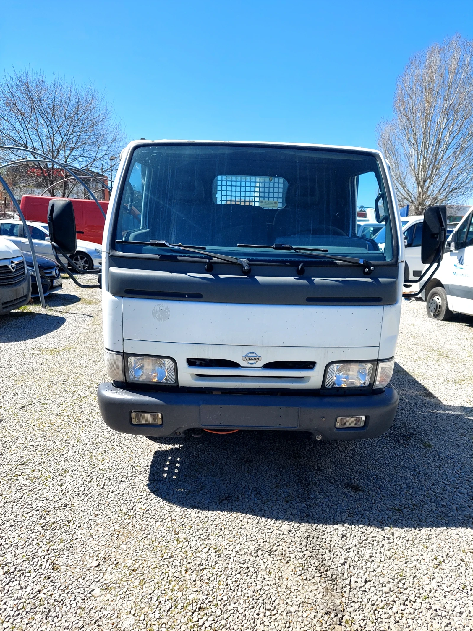Nissan Capstar 35 12, снимка 2 - Бусове и автобуси - 54154375