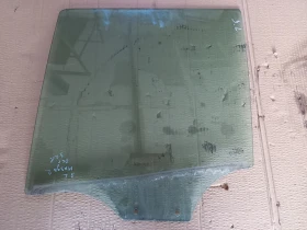 Стъкло задно ляво Мазда 2 1.4д 