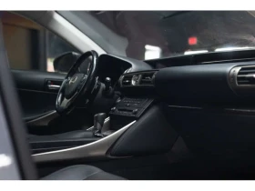 Lexus IS * 4dr Sdn AWD * CARFAX * ЦЕНА ДО БГ, снимка 14