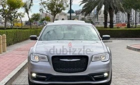     Chrysler 300c 5.7 V8 365k.c Panoram top