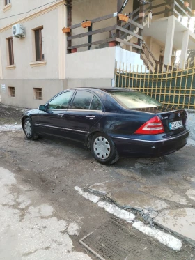 Mercedes-Benz C 180, снимка 3