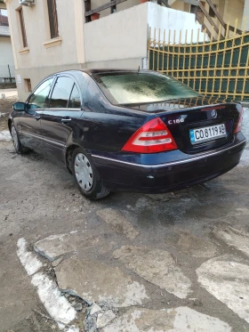 Mercedes-Benz C 180, снимка 6