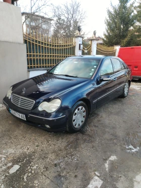 Mercedes-Benz C 180, снимка 1