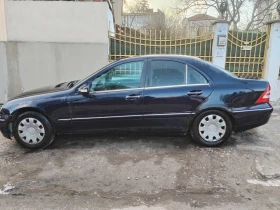 Mercedes-Benz C 180, снимка 17