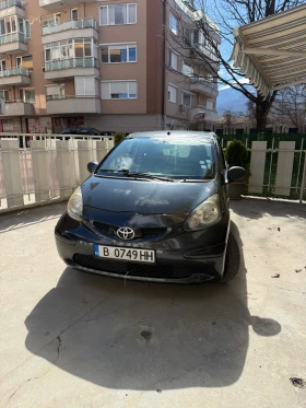 Toyota Aygo 1.0, снимка 2 - Автомобили и джипове - 53623652