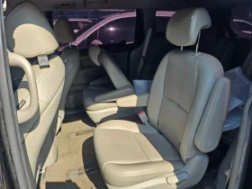 Kia Carnival 2.2 CRDI - 9799 € / 19165.18 лв. - 81798047 9