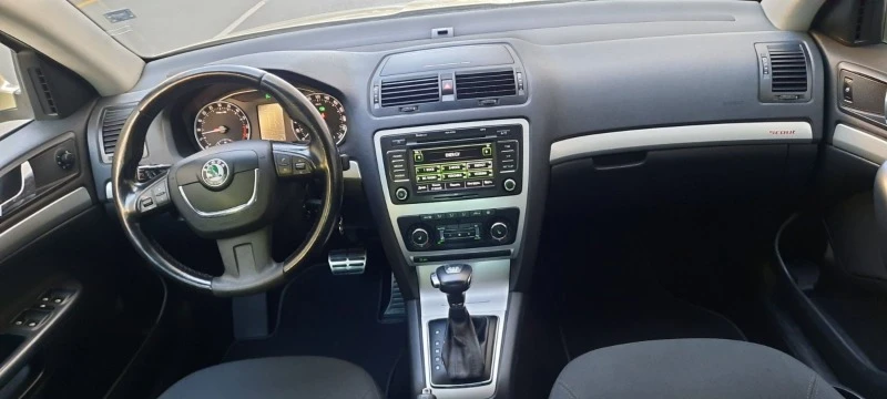 Skoda Octavia 2, 0TDI 140 к.с, снимка 8 - Автомобили и джипове - 47606276