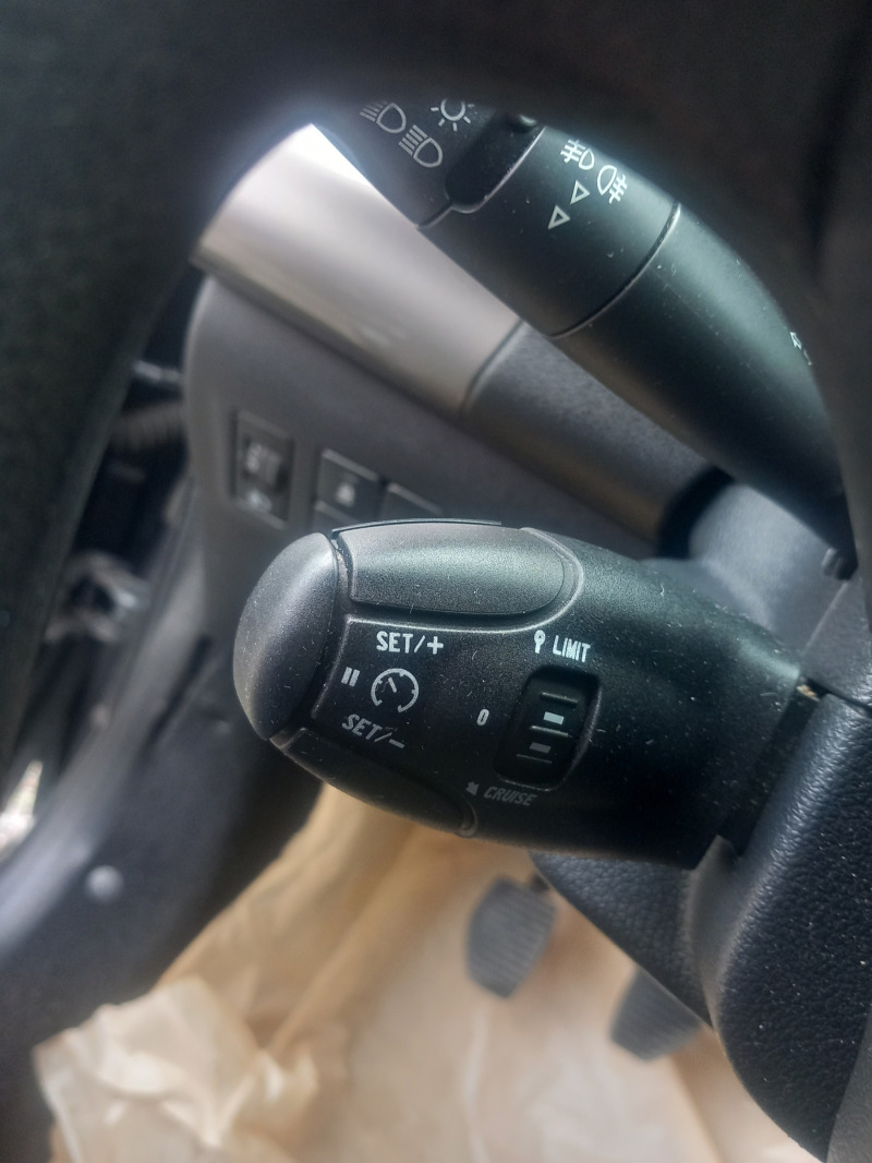 Citroen C-Elysee Топ състояние 1.6 hdi, снимка 7 - Автомобили и джипове - 46411104