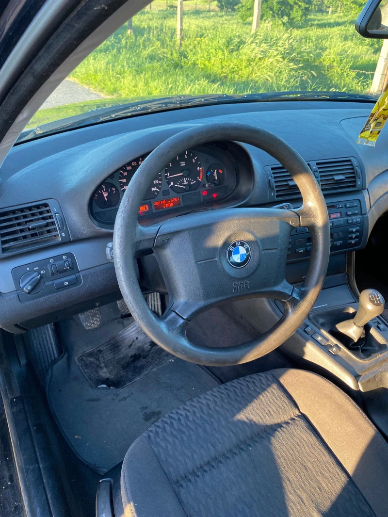 BMW 318 1.9 i, снимка 13 - Автомобили и джипове - 45880008