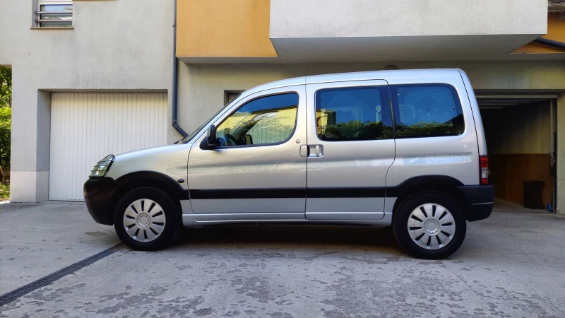 Peugeot Partner 1.6 HDI 6+ 1, снимка 2 - Автомобили и джипове - 47161289