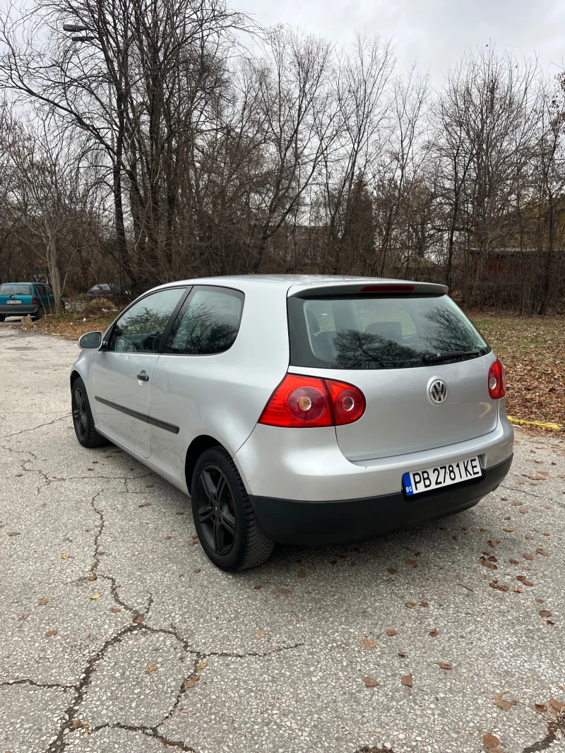 VW Golf 1.4i 75к.с. обслужен вс платено, снимка 3 - Автомобили и джипове - 48239407