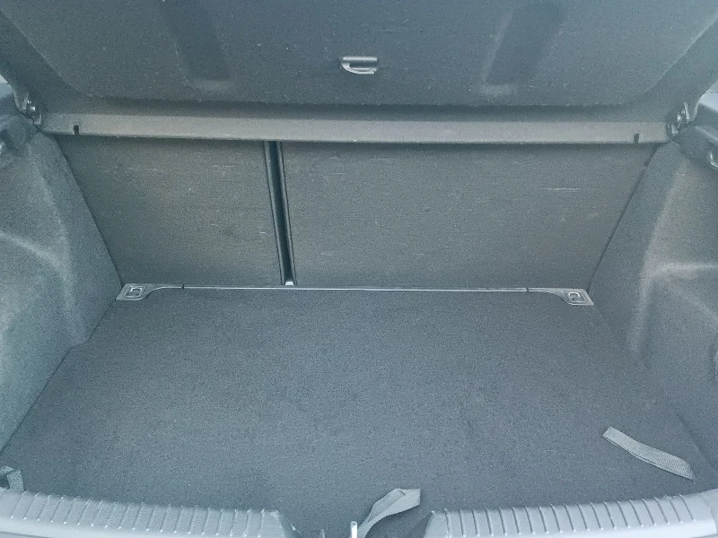 Kia Ceed 1.6 GDI, снимка 14 - Автомобили и джипове - 50074881