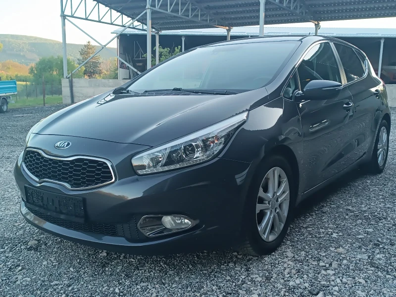 Kia Ceed 1.6 GDI, снимка 2 - Автомобили и джипове - 50074881