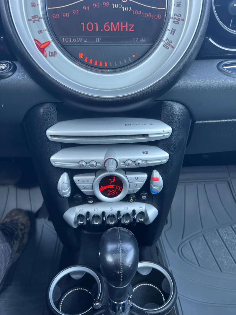 Mini Clubman Avtomat, снимка 15 - Автомобили и джипове - 50638837