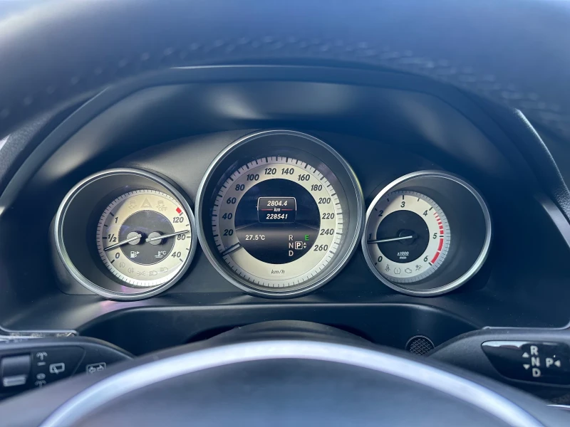 Mercedes-Benz E 220 2, 2CDI, снимка 8 - Автомобили и джипове - 52878392