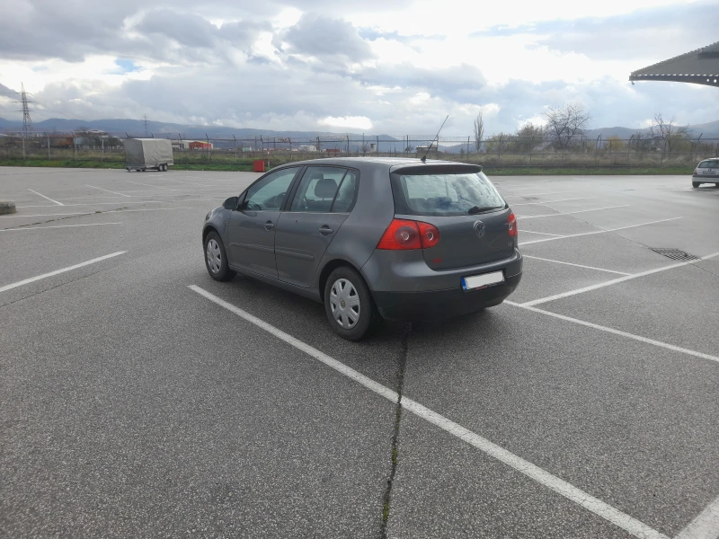 VW Golf 1.9 tdi, снимка 5 - Автомобили и джипове - 52505776
