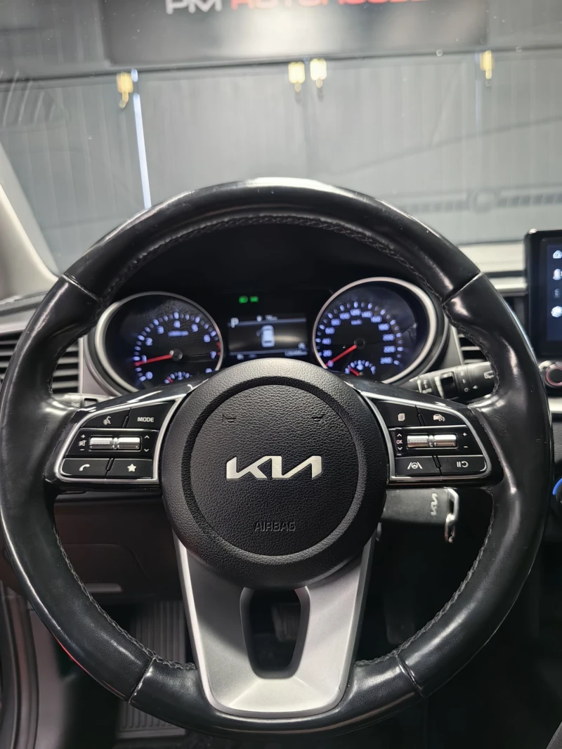 Kia Ceed 1.5 TGDI 160 hp TCE* FACE* FULL HIST* NAVI* , снимка 11 - Автомобили и джипове - 53285922