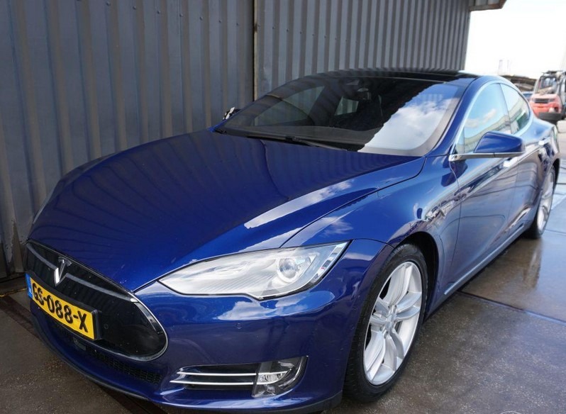 Tesla Model S S85D Европейска, снимка 1 - Автомобили и джипове - 30887708