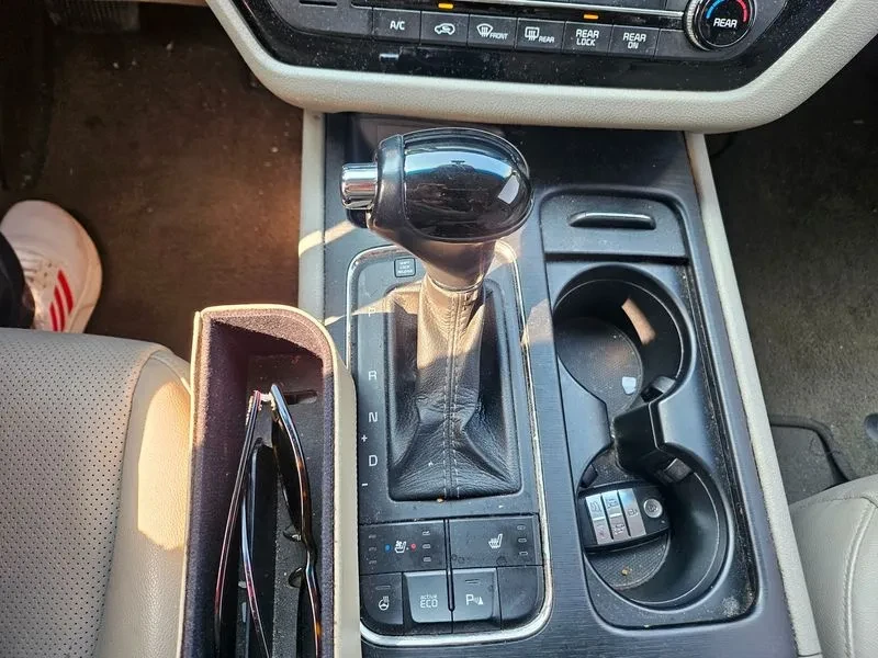 Kia Carnival 2.2 CRDI | Mobile.bg � ����������� 12