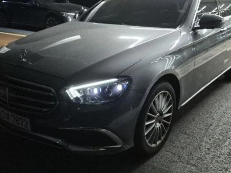 Mercedes-Benz E 220 1.9 654820 Automatic, снимка 4 - Автомобили и джипове - 55837292