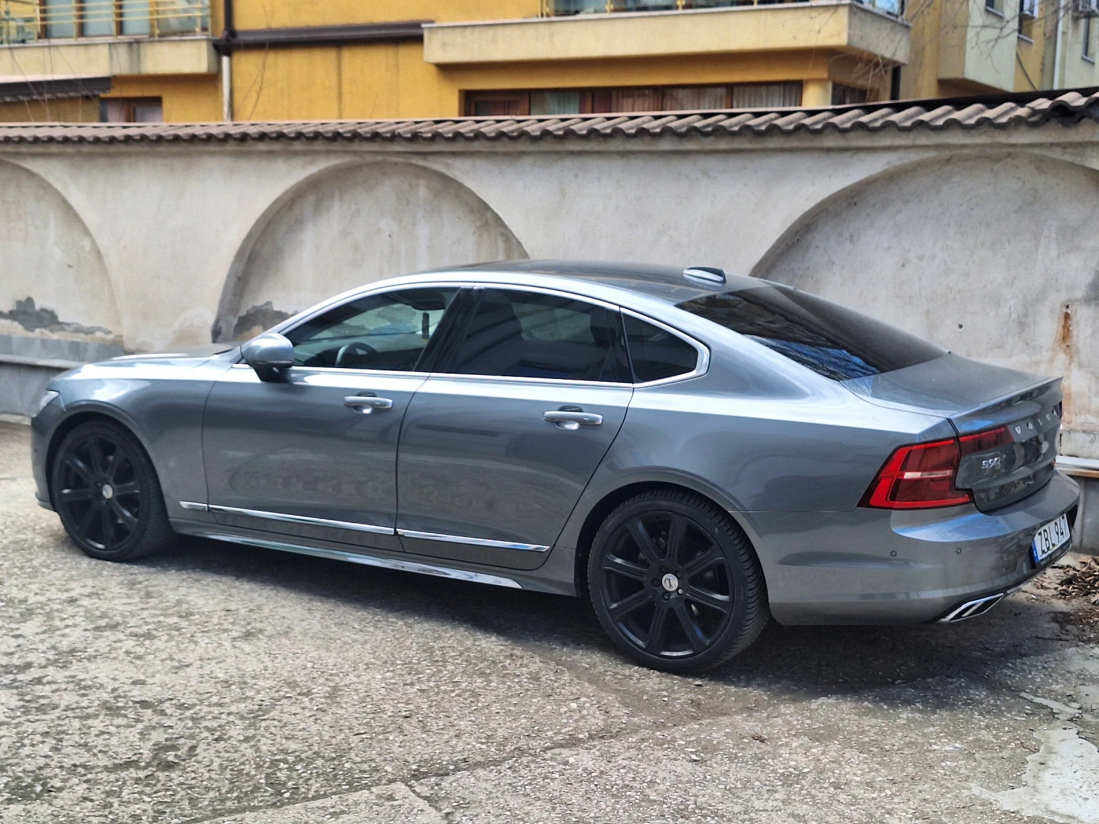 Volvo S90 Inscription D4 - изображение 2