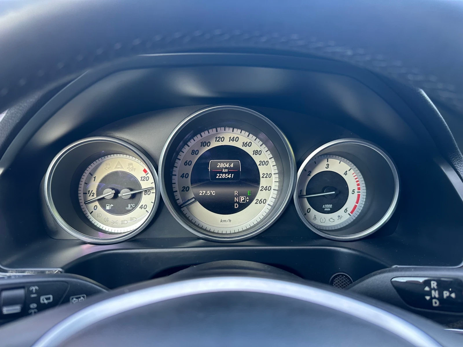 Mercedes-Benz E 220 2, 2CDI | Mobile.bg — изображение 8