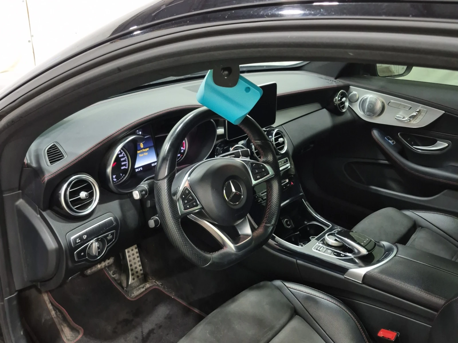 Mercedes-Benz C 43 AMG AWD * CARFAX * АвтоКредит * Цена до България*  - изображение 8