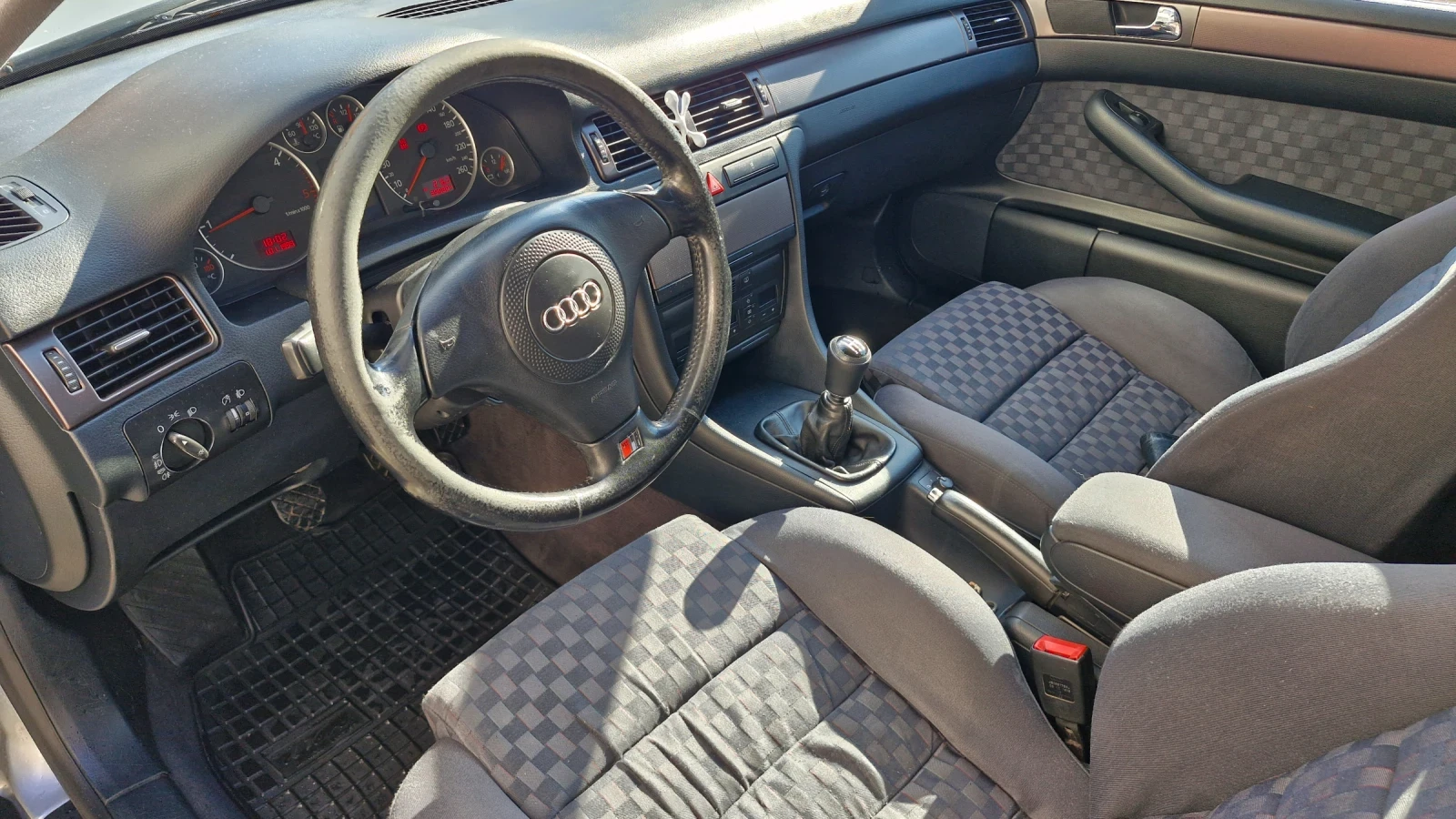 Audi A6 1.9 тди - изображение 7