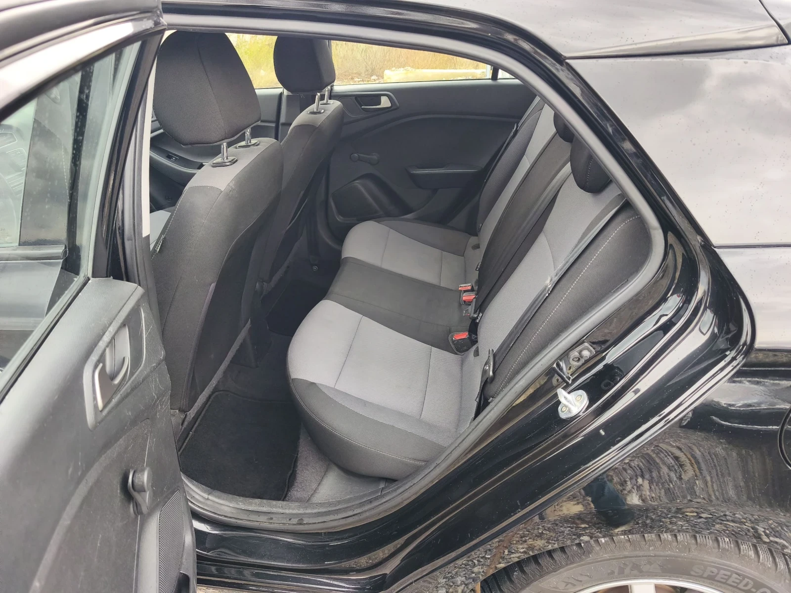 Hyundai I20 1.2 benzin 84hp Facelift  - изображение 10