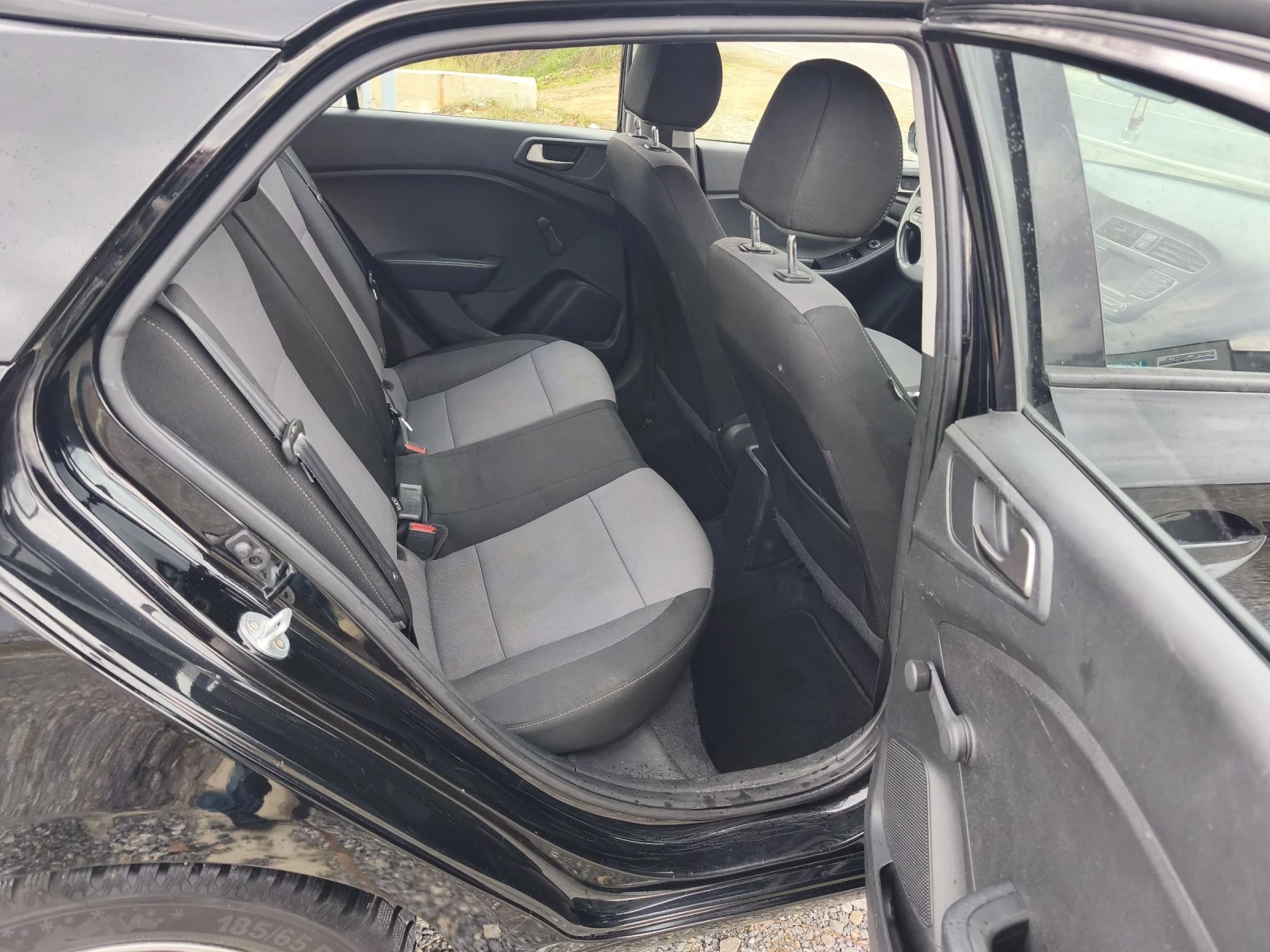 Hyundai I20 1.2 benzin 84hp Facelift  | Mobile.bg   11