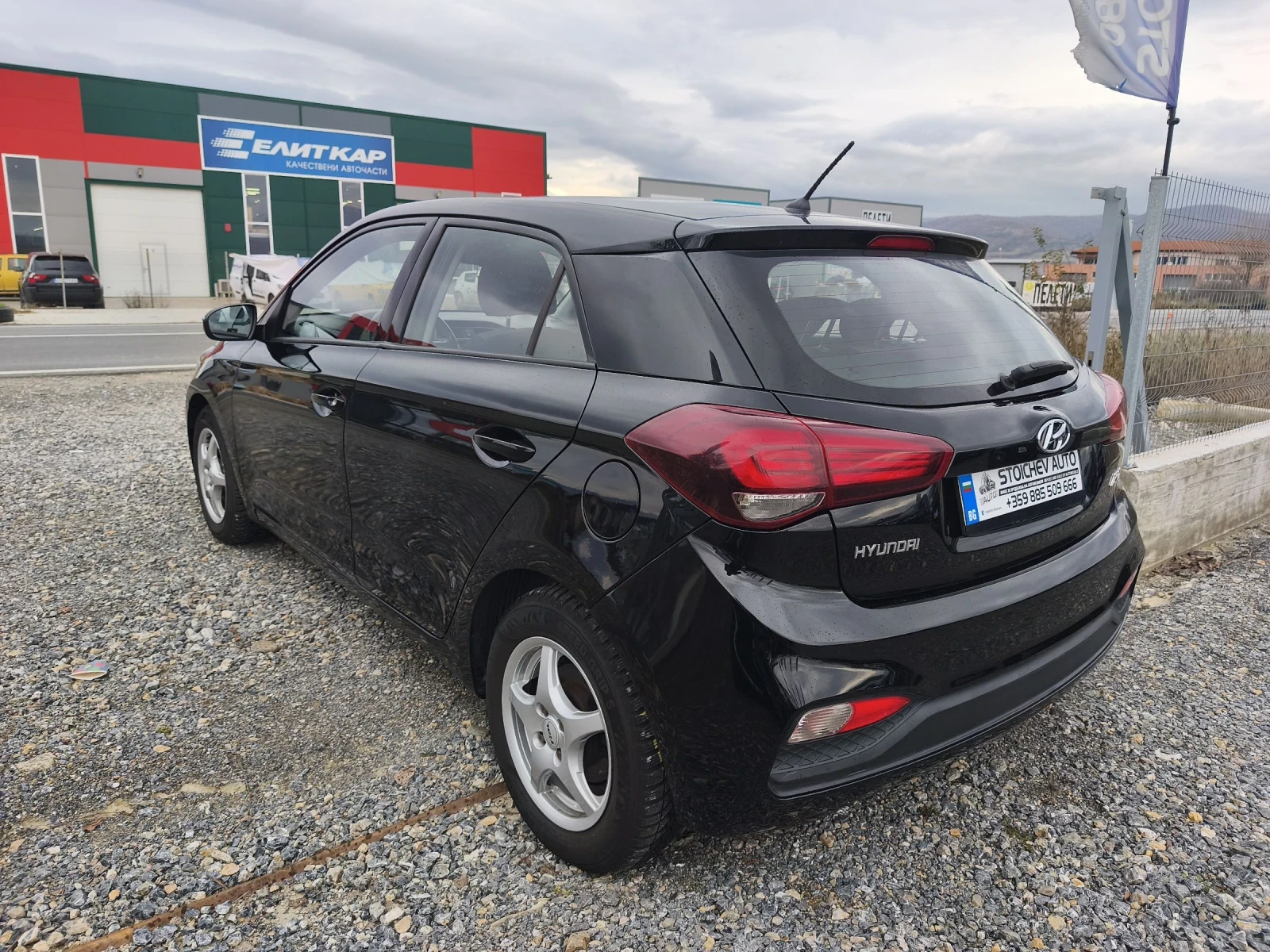 Hyundai I20 1.2 benzin 84hp Facelift  - изображение 6