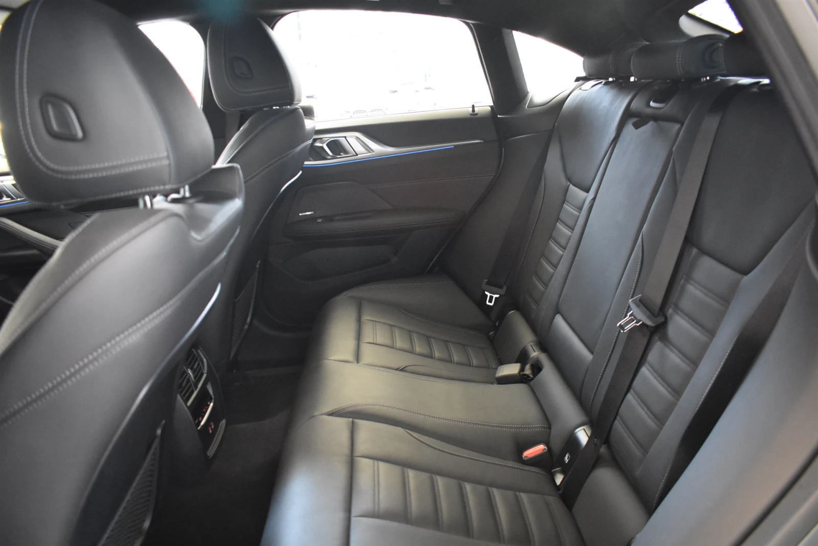 BMW i4 M50 Гран Купе, снимка 9 - Автомобили и джипове - 53817209