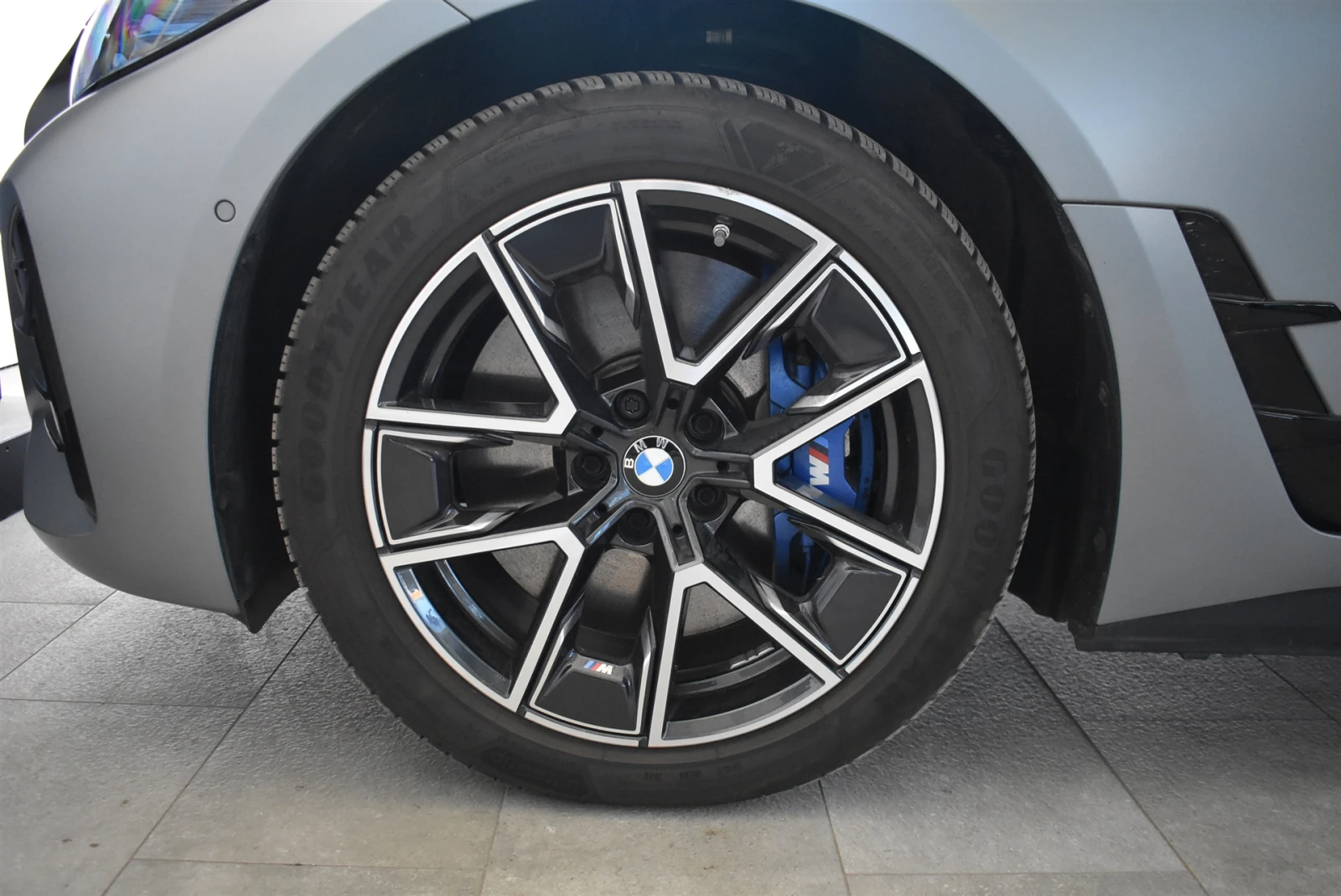 BMW i4 M50 Гран Купе, снимка 5 - Автомобили и джипове - 53817209