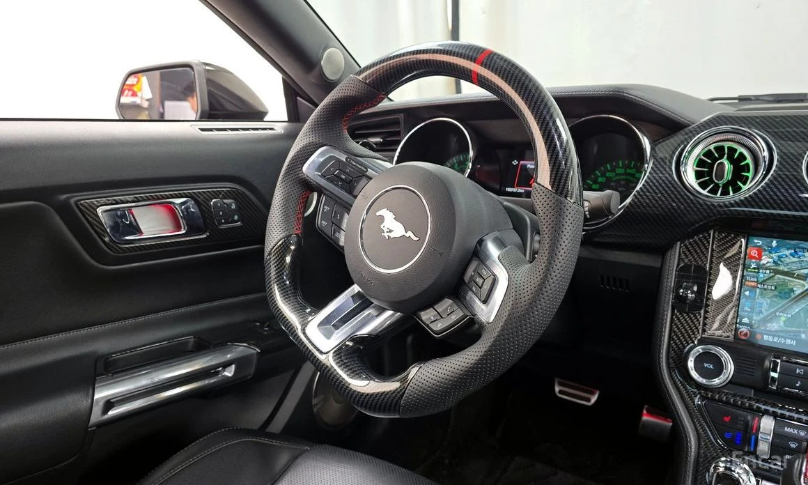 Ford Mustang 5.0* GT-500 PACK* CARBON* ОБДУХВАНЕ* NAVI* ПОДГРЕВ, снимка 9 - Автомобили и джипове - 53999620