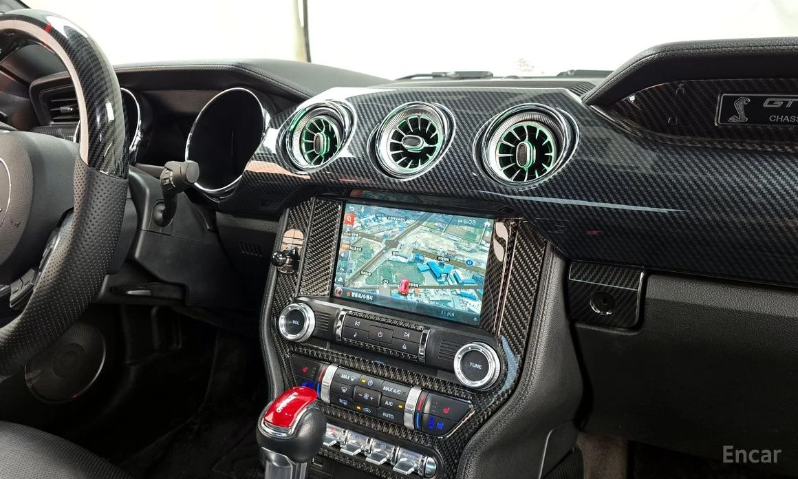 Ford Mustang 5.0* GT-500 PACK* CARBON* ОБДУХВАНЕ* NAVI* ПОДГРЕВ, снимка 11 - Автомобили и джипове - 53999620