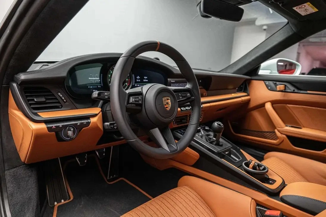 Porsche 911 S/T, снимка 12 - Автомобили и джипове - 54039003