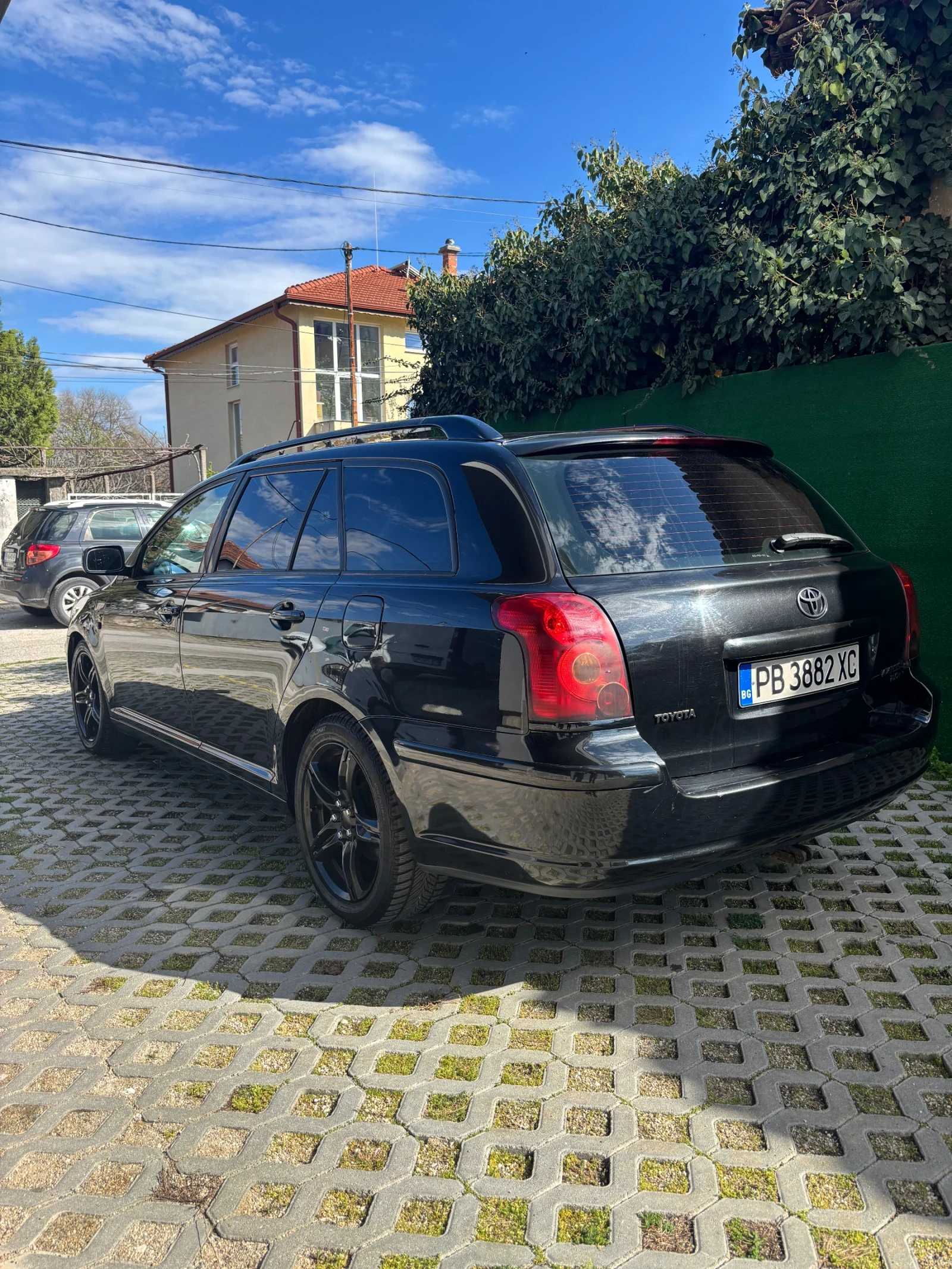 Toyota Avensis 2.0 D4D 116, снимка 4 - Автомобили и джипове - 54099600